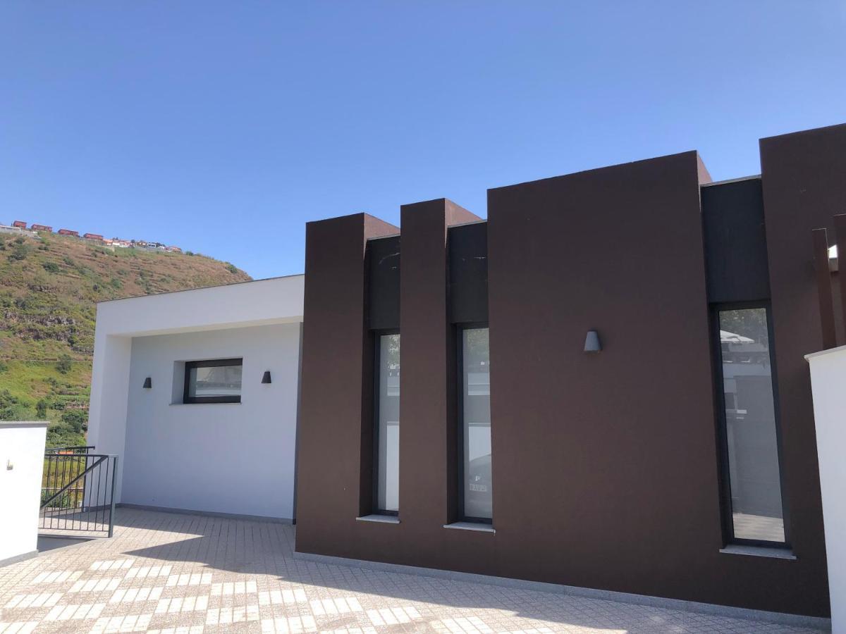 Evoque Villa By Lovelystay Arco da Calheta  Extérieur photo