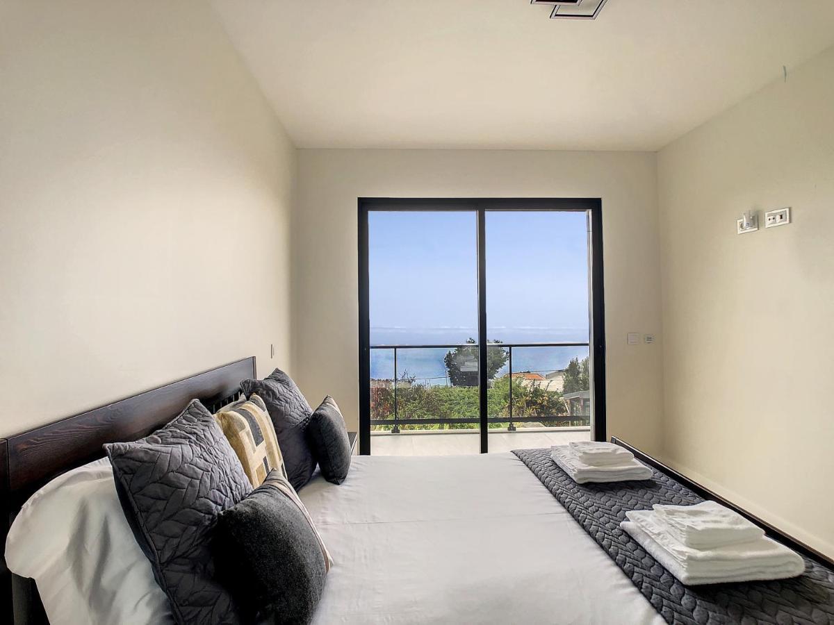 Evoque Villa By Lovelystay Arco da Calheta  Extérieur photo